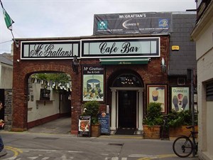 Mcgrattans Pub